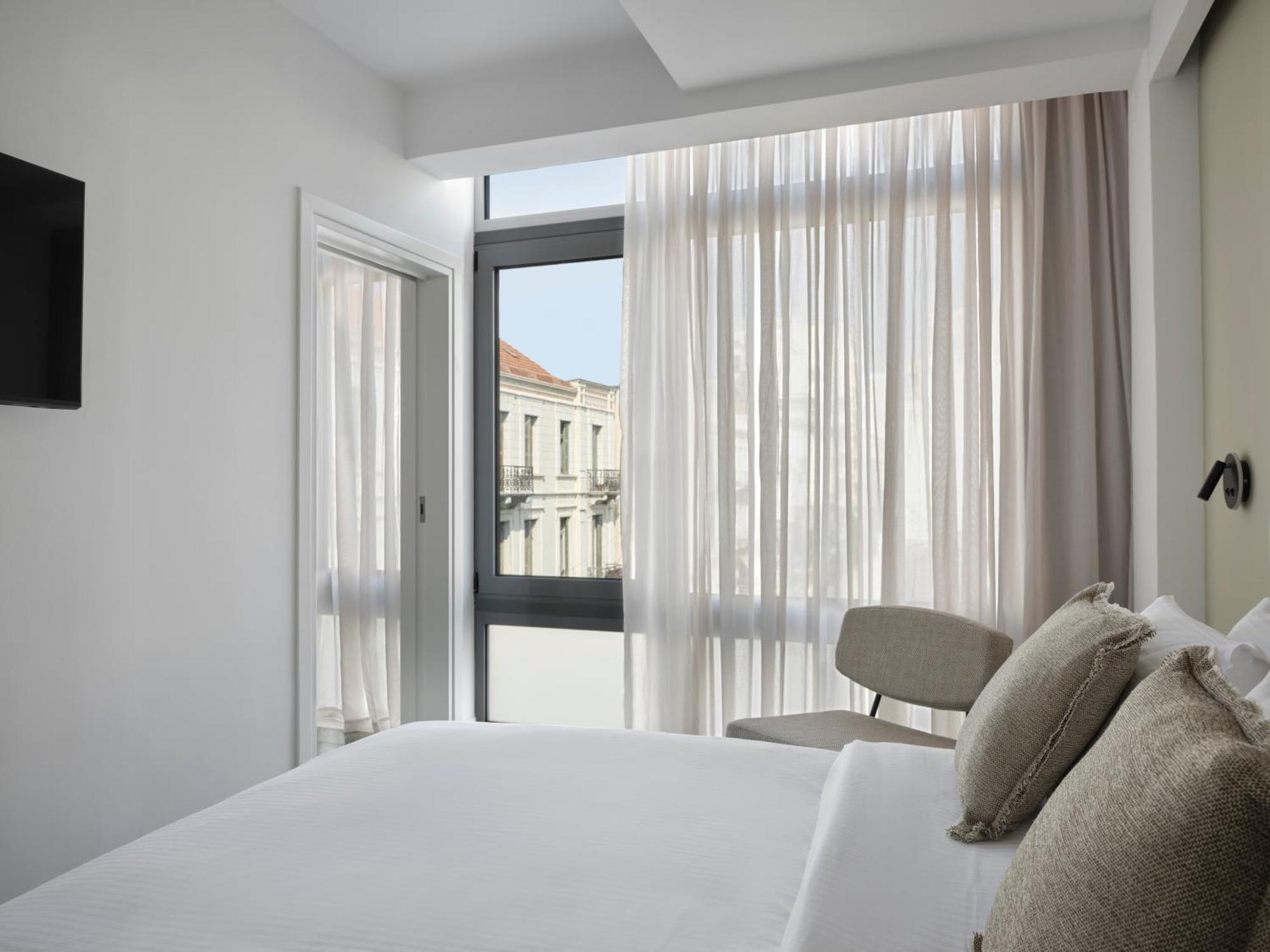 Residence Патра Екстериор снимка