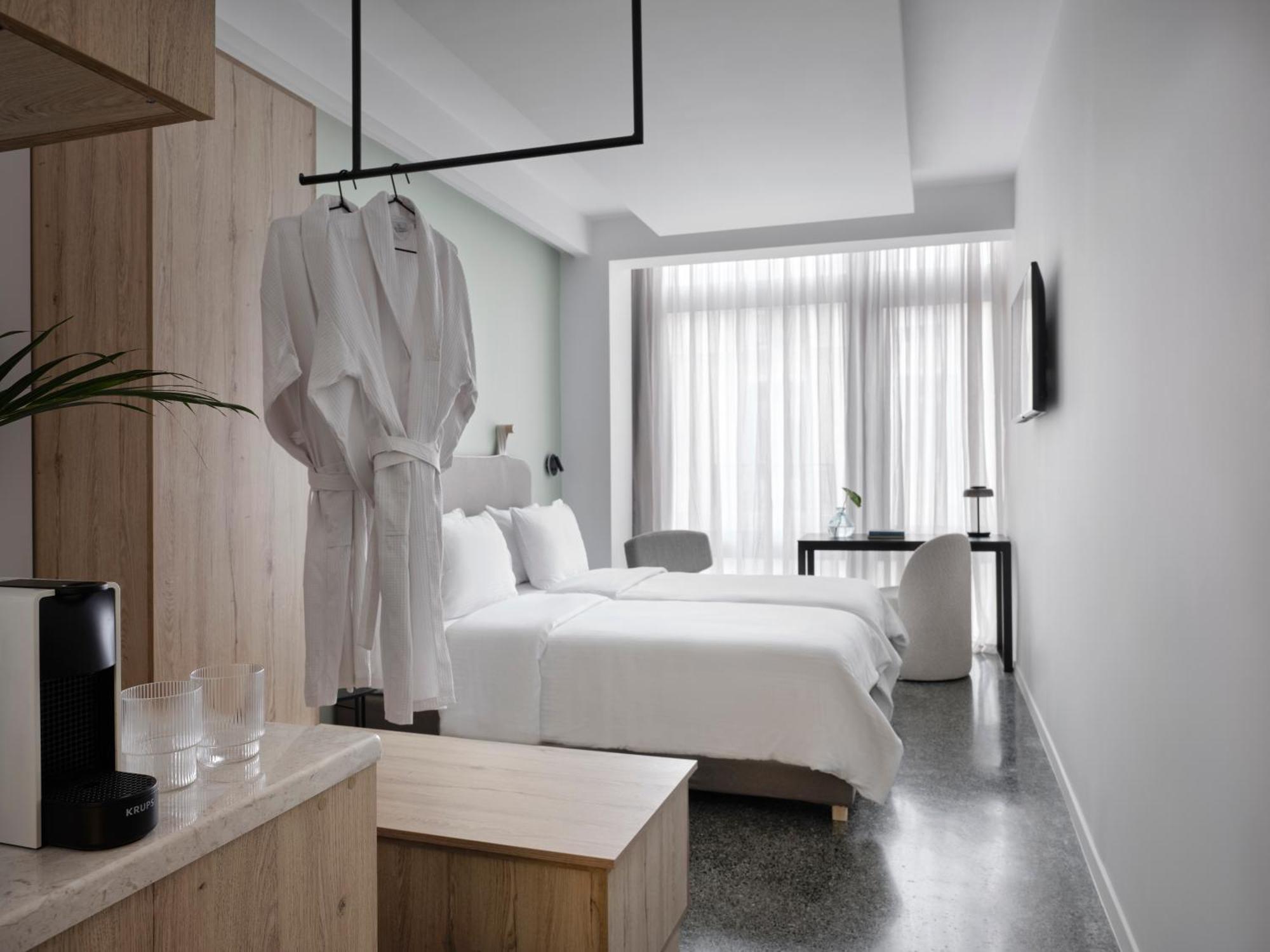 Residence Патра Екстериор снимка